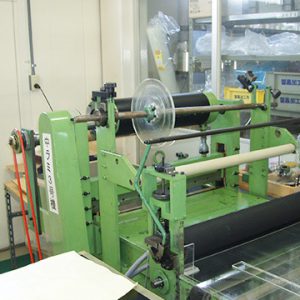 中型ラミネート機